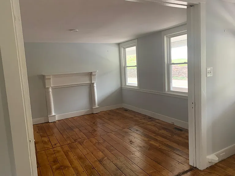 211 Milford Rd — Photo 21
