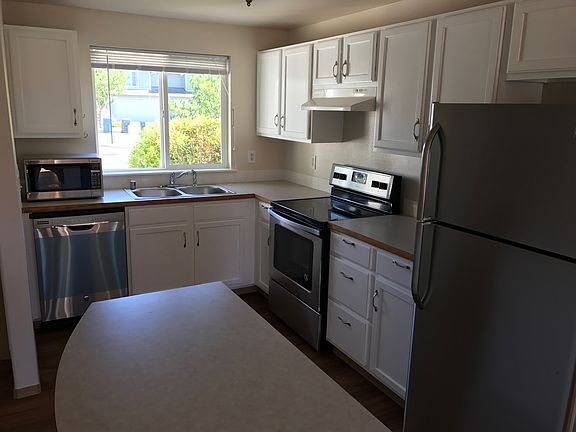 2nd image of 8546 8th Ct SE