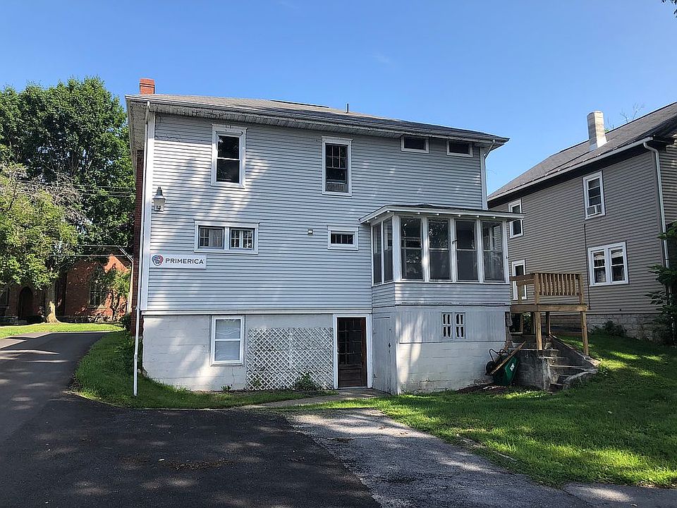 2nd image of 4 Elizabeth St