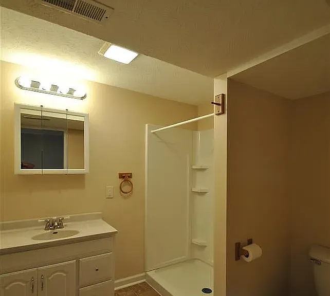 7604 Western Ave — Photo 18