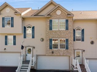 227 Manor View Dr, Manor, PA