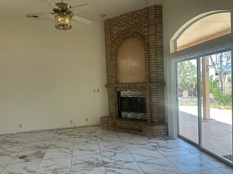 1712 Black River Ct NE — Photo 11