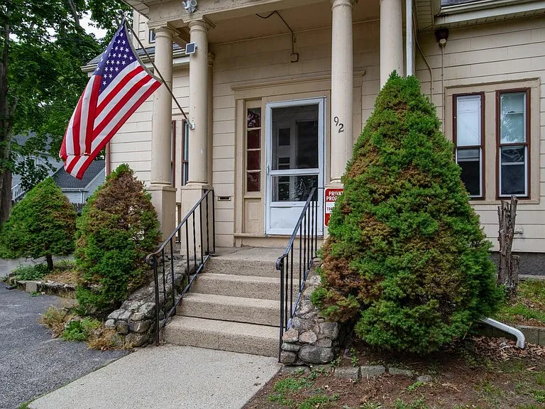 92 Church St #3 — Photo 4