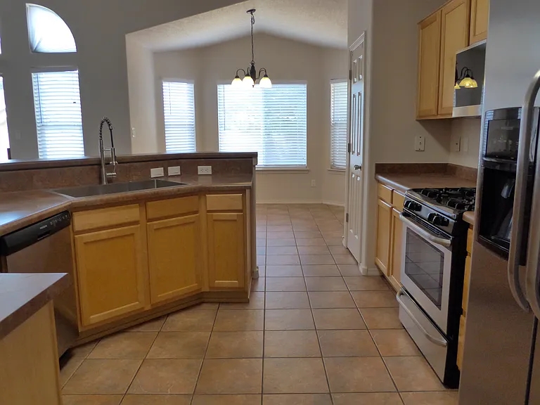 7723 Brianne Ave NW — Photo 13