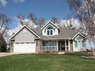 4129 E Reinbeck Rd, La Porte City, IA 50651