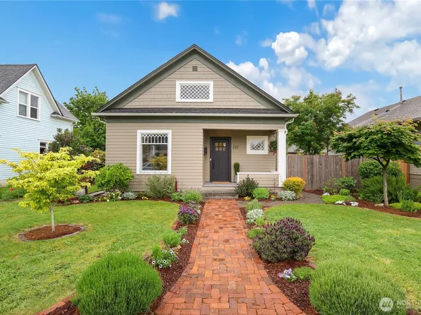 222 N Oak Street, Centralia, WA 98531