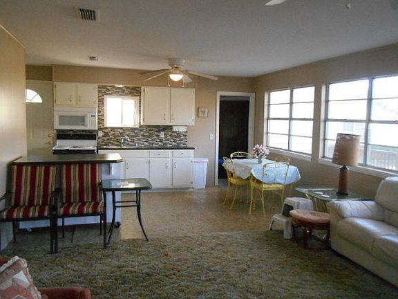 4th image of 254 Shady Shores Dr