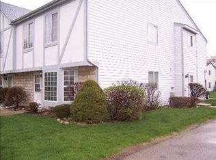 123 N Hale Ave, Bartlett, IL 60103