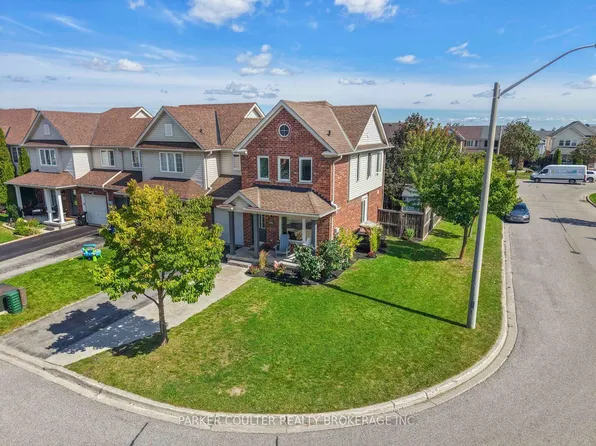 104 Bentley Cres, Barrie, ON L4N 0Z1