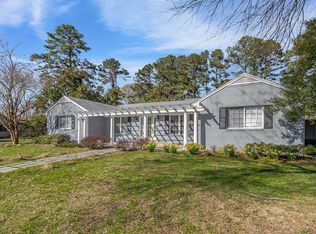 110 Lancaster Rd, Irvington, VA 22480