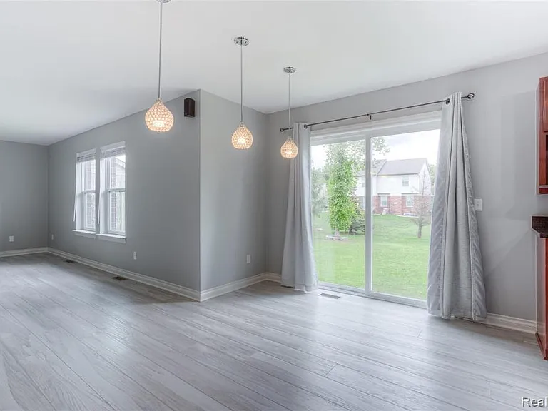 711 Cherry Stone Dr — Photo 11