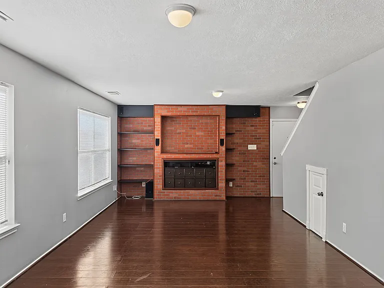 19323 Cypress Peak Ln — Photo 4