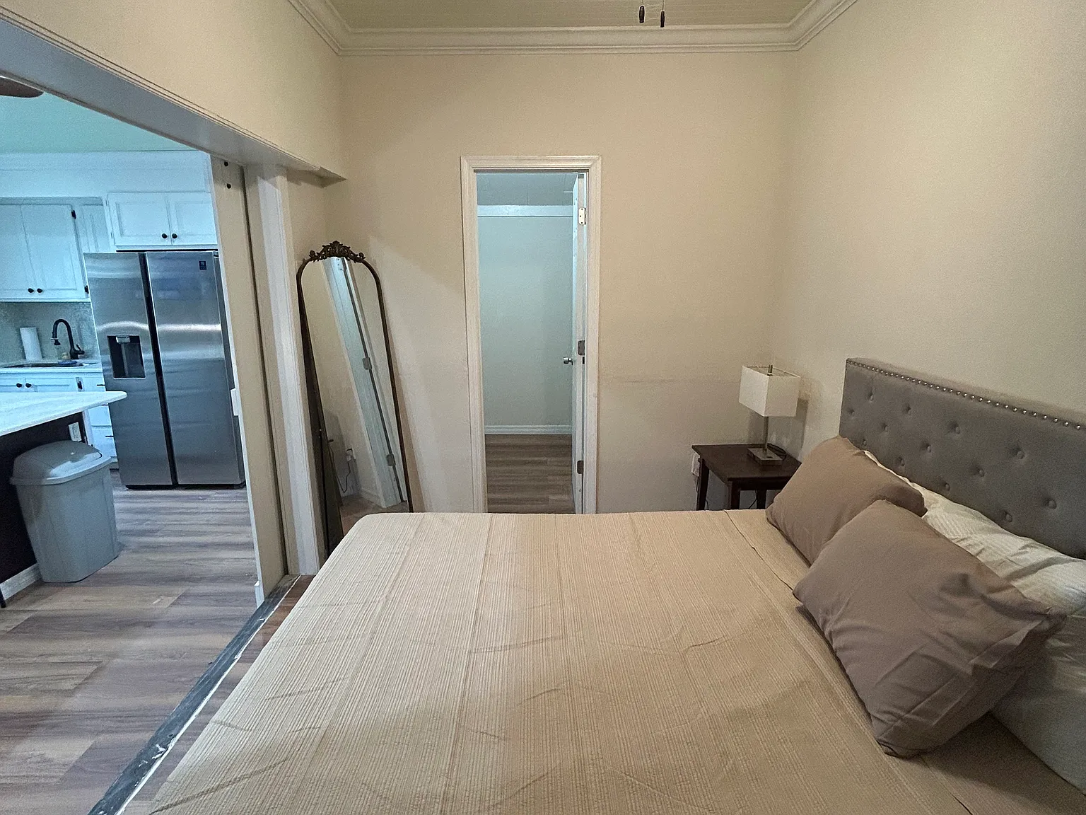 2 bed, 728 sqft, $1,875 — Photo 4