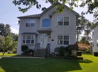 4452 Aubrey Ave, Philadelphia, PA 19114