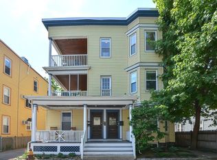 15-17 Hall St UNIT 3, Jamaica Plain, MA 02130