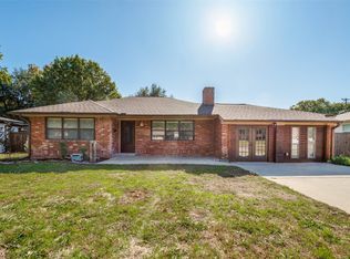 2952 Lavita Ln, Farmers Branch, TX