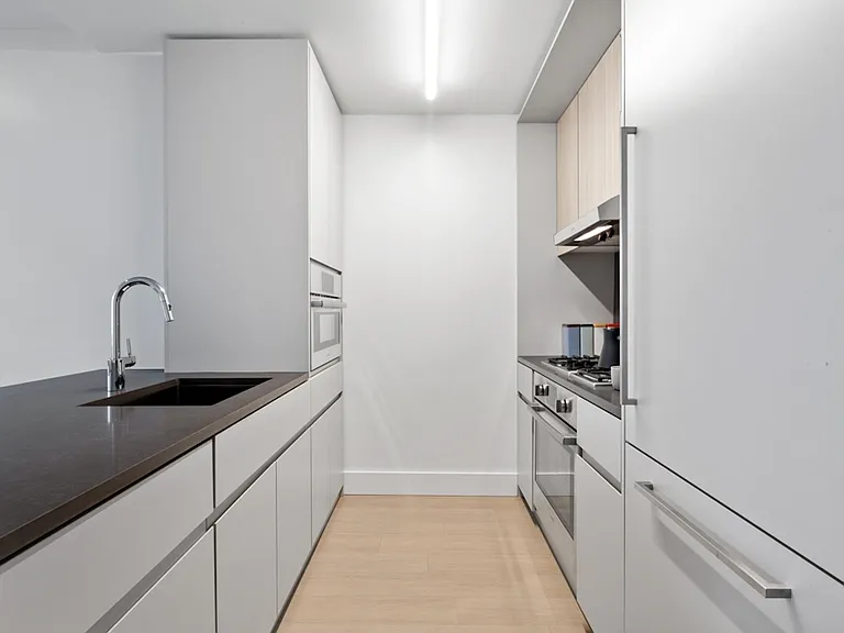 10 E 29th St #7B — Photo 7