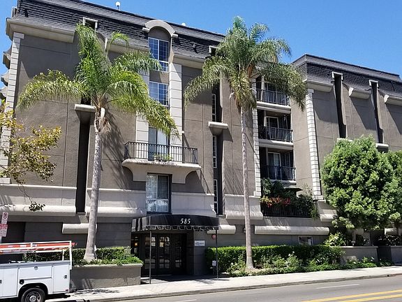2nd image of 585 N Rossmore Ave APT 502