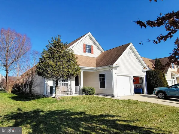 313 McClellan Rd, Egg Harbor Township, NJ 08234