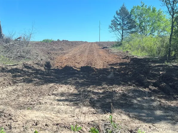 N McLean Dr, Durant, OK 74701