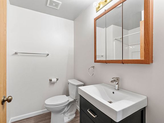4th image of 3105 Grand Ave S #201