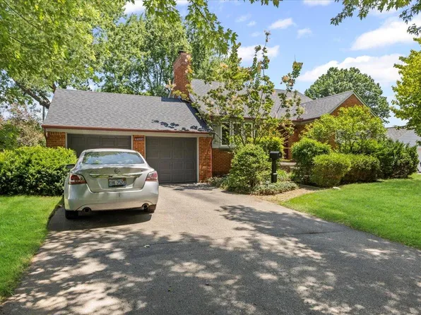 44880 Brockton Ave, Sterling Heights, MI 48314