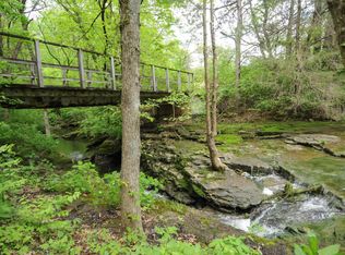 670 Simmons Ln, Mount Washington, KY 40047