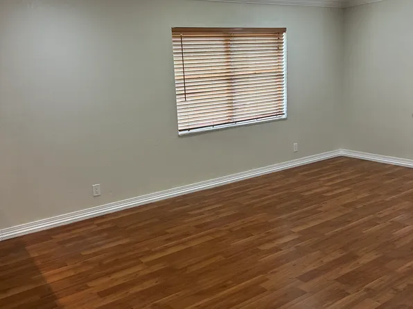 1300 Moffett St APT 314, Hallandale, FL 33009