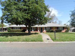 2703 Royal Dr, Kilgore, TX 75662