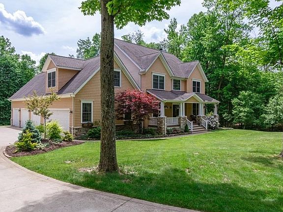 2nd image of 13855 Montclair Dr