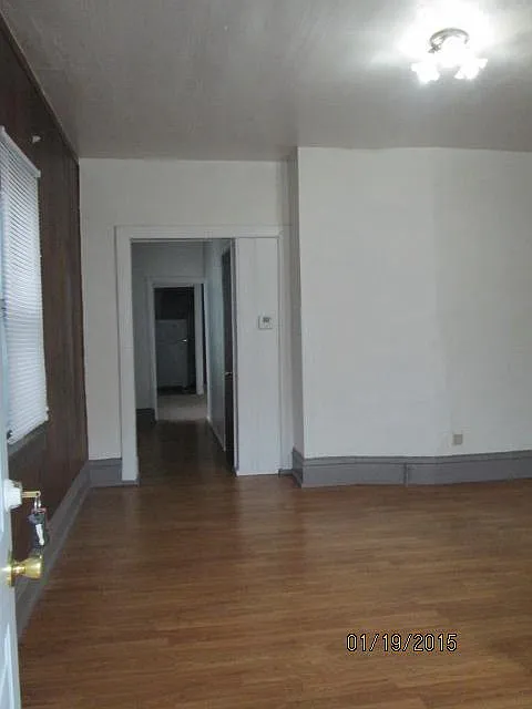 920 S Sumner Ave photo 1