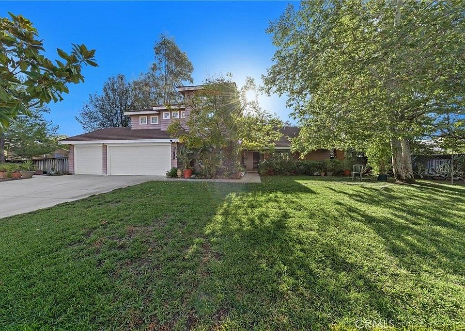 1st image of 32858 Alderbrook Rd