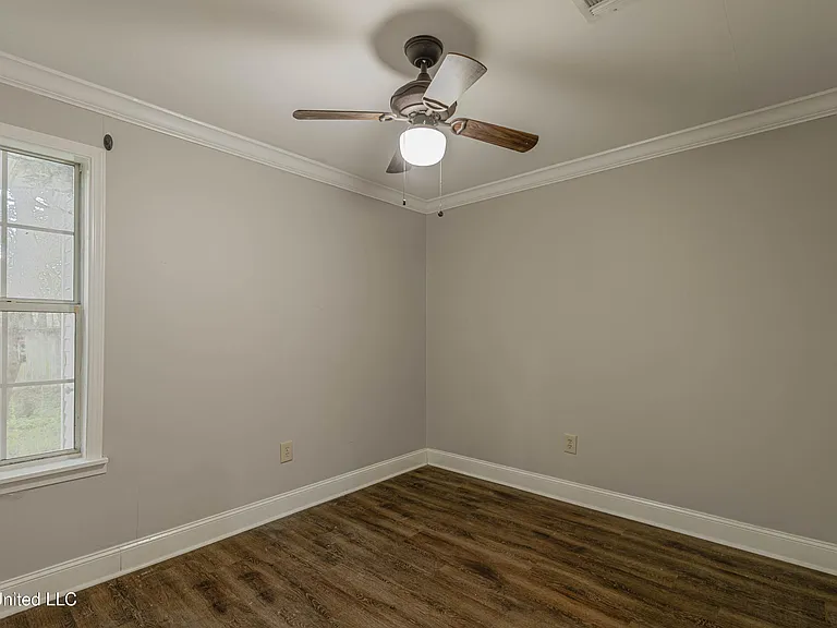 183 Cumberland Rd #B — Photo 14