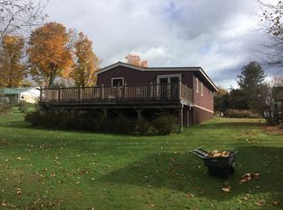 2511 Moriah Rd, Moriah, NY 12960