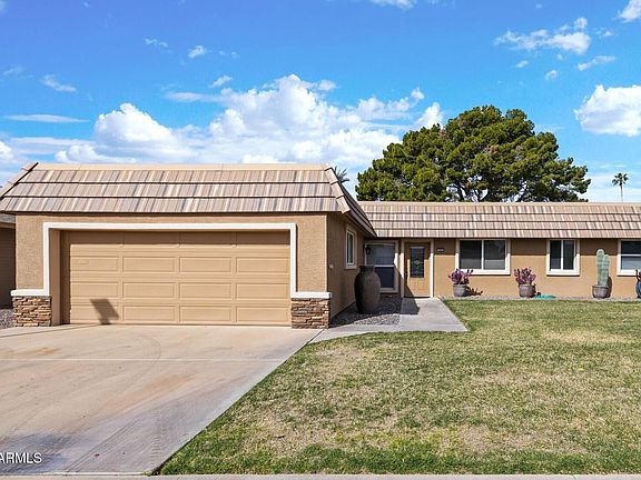 2nd image of 10442 W PRAIRIE HILLS Circle