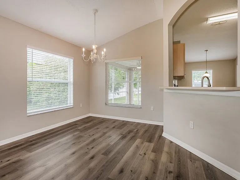 1620 Totem Pole Way — Photo 5