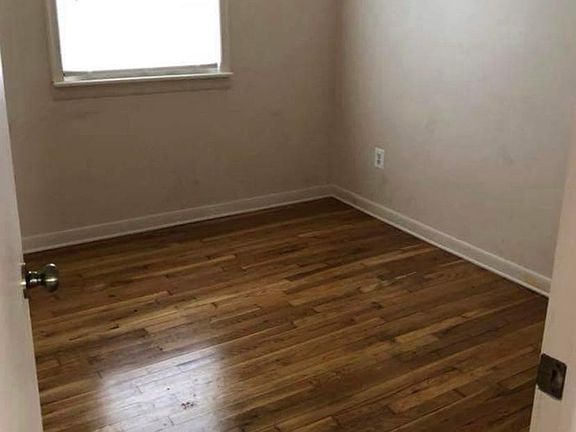 3rd image of 1316 Austin Ave