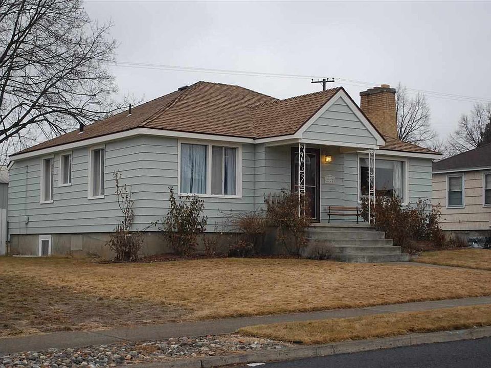 1st image of 2722 W Heroy Ave