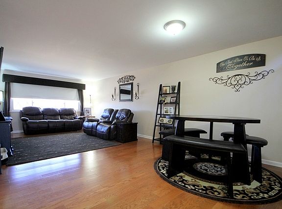 4th image of 1288 Briarwood Ln