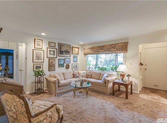5th image of 21 Dolores Dr