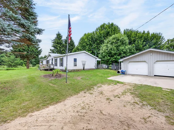 6178 Meredith Grade Rd, Harrison, MI 48625