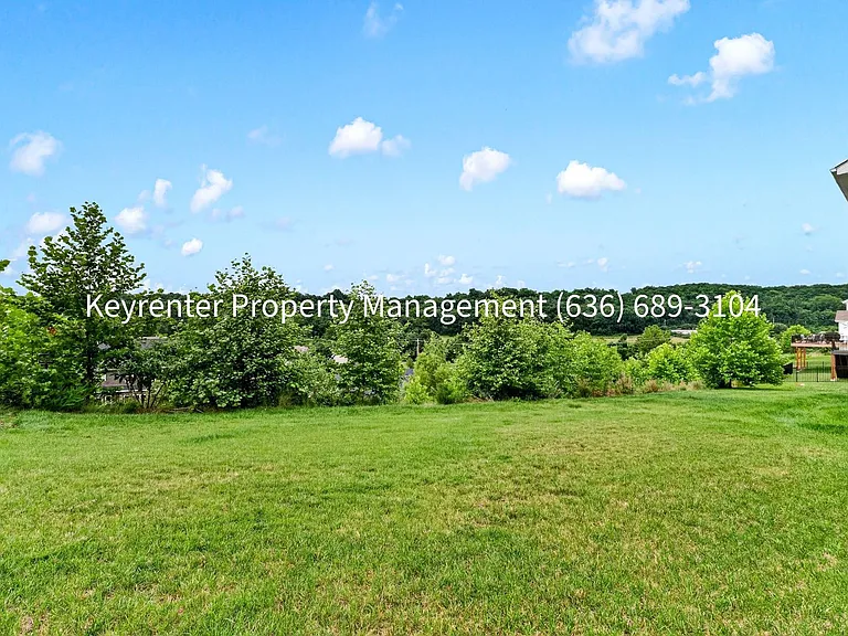 2823 Winding Valley Dr — Photo 36