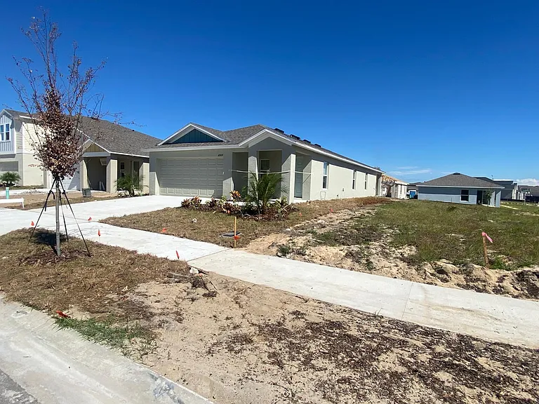 4904 Mainsail St — Photo 9