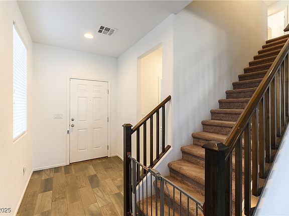 2nd image of 5824 Petrified Tree Ln
