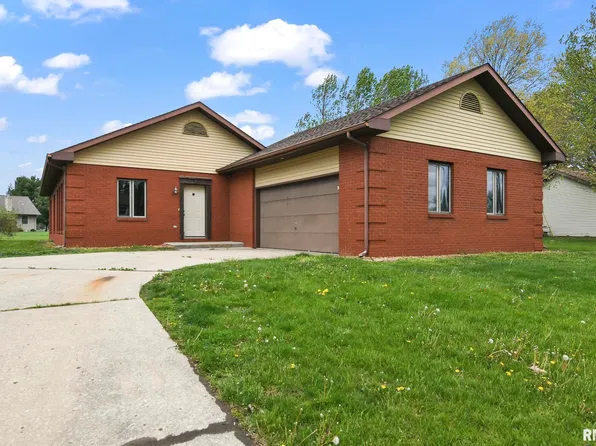 201 Westhampton, Sherman, IL 62684