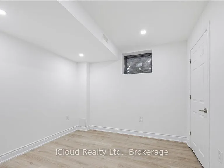 833 Farmstead Dr #BASEMENT — Photo 12