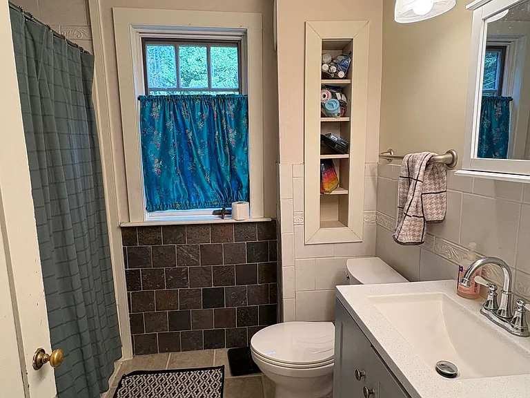 47 Berry Cove Rd — Photo 3
