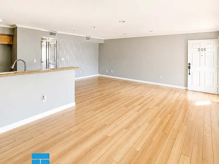 13623 Sherman Way #205 — Photo 16