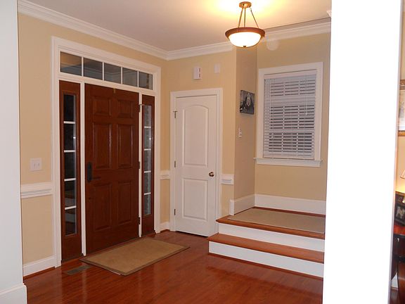 2nd image of 1129 N Blount St