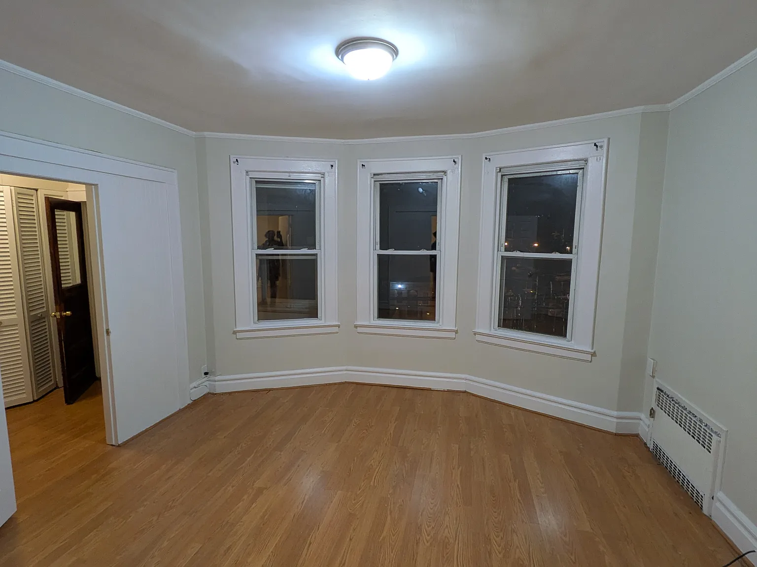 3 bed, $2,200 — Photo 4